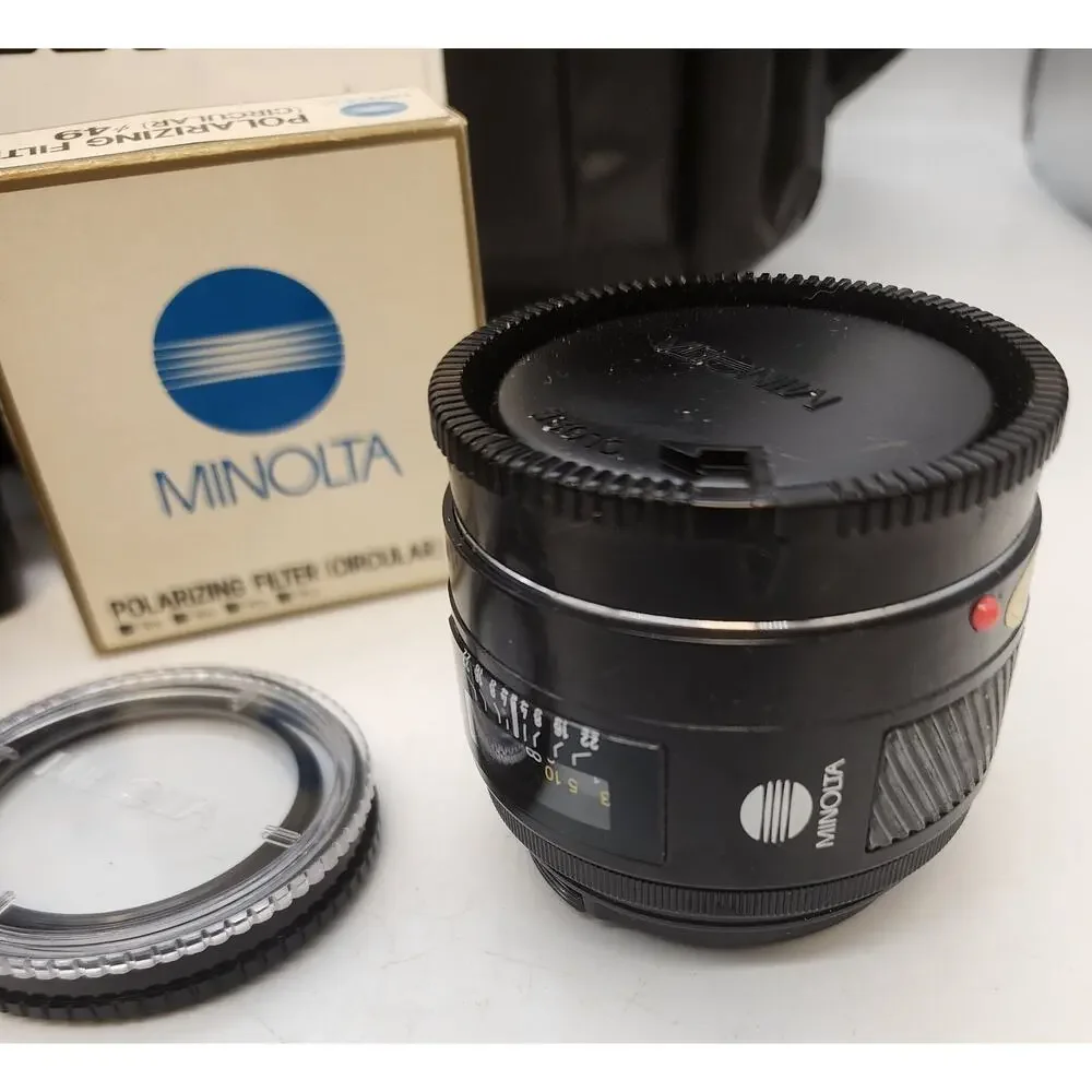 Minolta Maxxum 7000i AF w/ 2 Lens Lens Case & Accessories Untested